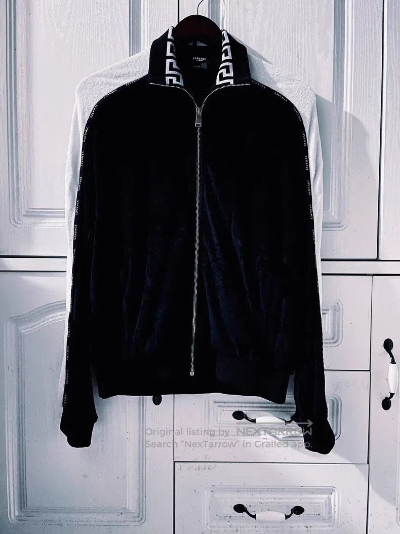 Versace Versace Main line maze spiral pattern series velvet jacket Size US S / EU 44-46 / 1 - 1 Thumbnail