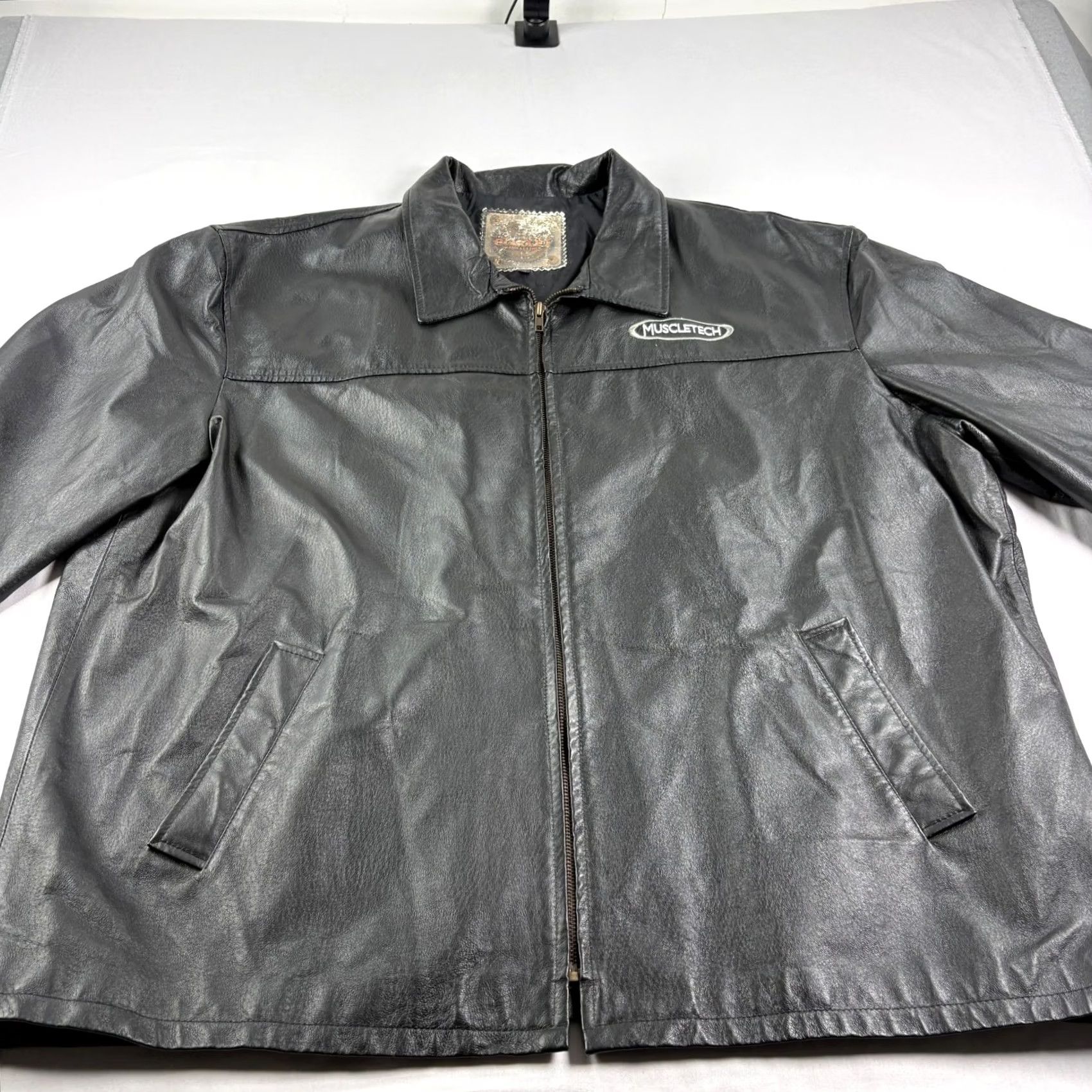 Vintage VINTAGE Saxon Motorcycle Jacket Mens 3XL Black Full Zip Embroidered Leather Jacket Size US XXL / EU 58 / 5 - 2 Thumbnail