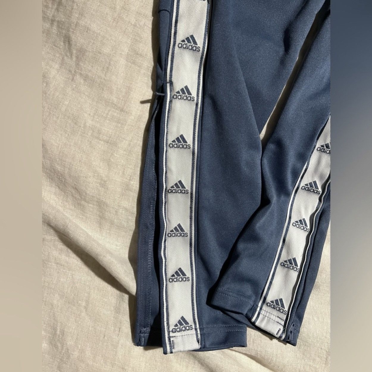 Adidas adidas trio track pant joggers in muted navy blue small nike Size 28" / US 6 / IT 42 - 4 Thumbnail