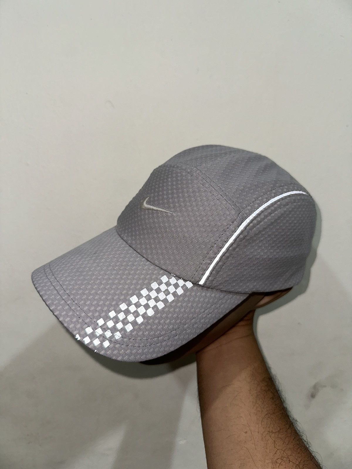 Nike VTG Reflection Nike Trail 5 Panel Hat Size ONE SIZE - 1 Thumbnail