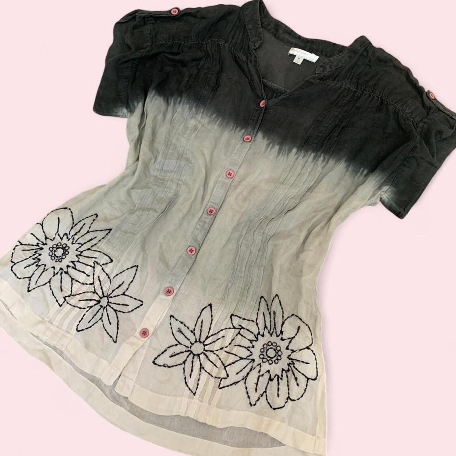 Other Pleated and embroidered whimsy top, with an ombré dye finish Size M / US 6-8 / IT 42-44 - 1 Thumbnail