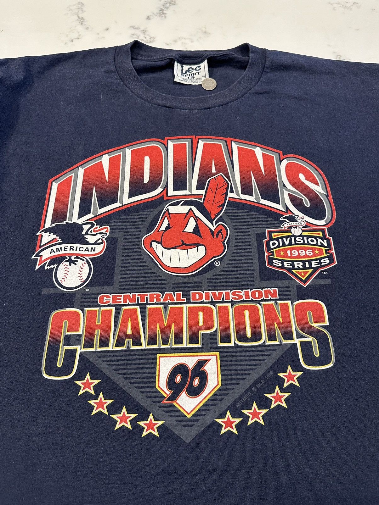 Nutmeg × Vintage Vintage 1996 90s Cleveland Indians T-Shirt Size XL MLB Navy Size US XL / EU 56 / 4 - 2 Thumbnail