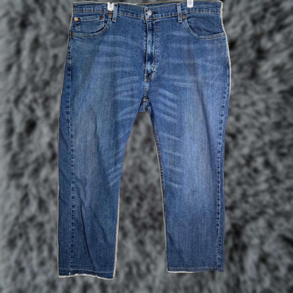 Levi's Levi's 550 Jeans Mens 40x30 Relaxed Fit Tapered Leg Denim Classic Zip Fly Blue Medium 5-Pocket Mens Regular Waist 40 Inseam 30 Size US 40 / EU 56 - 1 Thumbnail