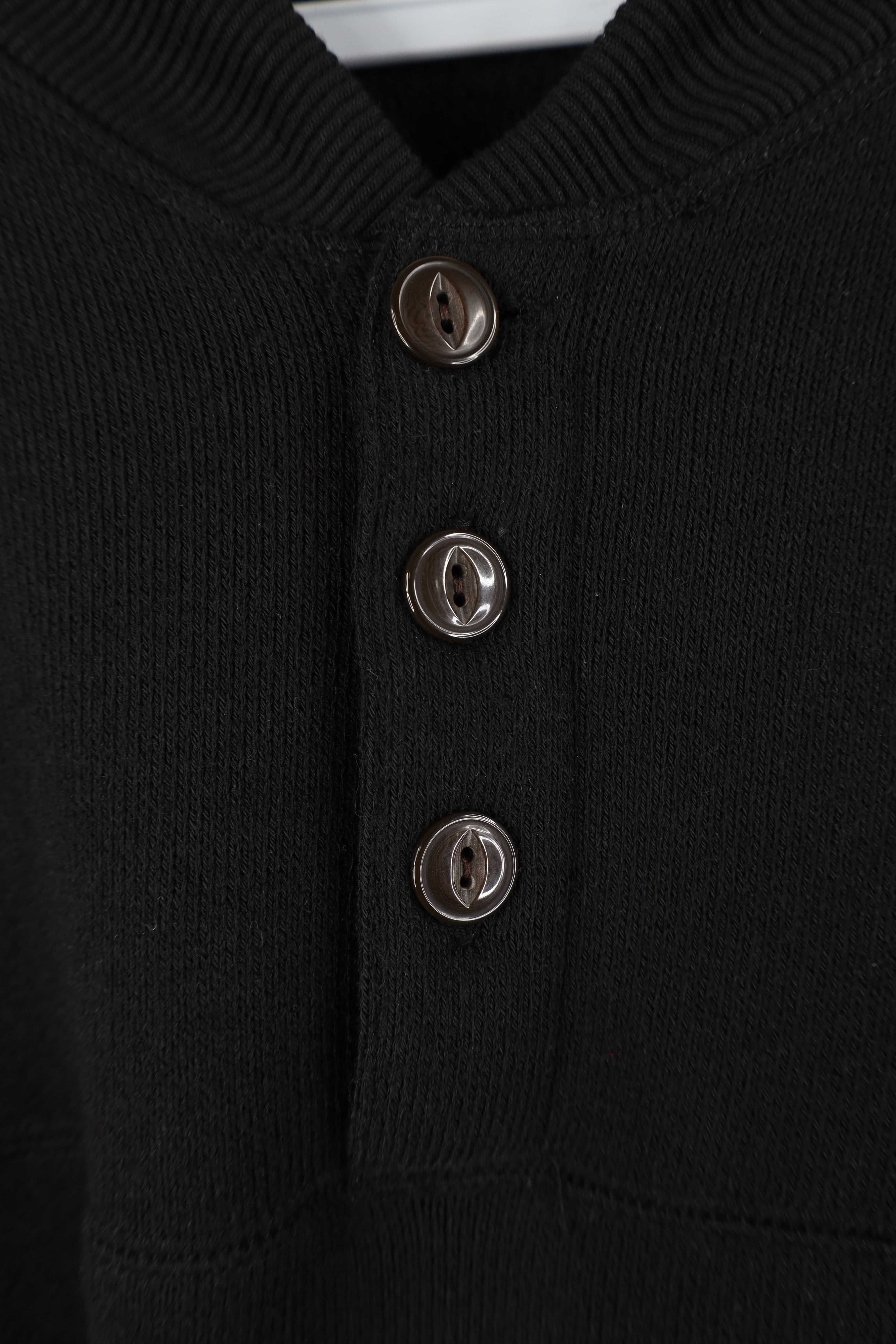 Vintage Vintage Y2K Streetwear Fleece Lined Knit Henley Sweater Size US XL / EU 56 / 4 - 4 Thumbnail