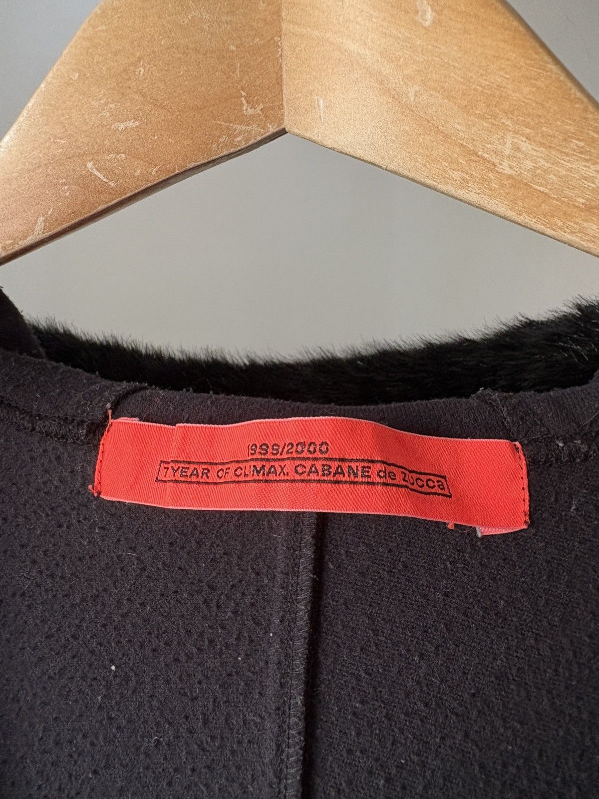 CABANE de ZUCCa 1999 Archive CABANE de ZUCCA Fur Hoodie Size US L / EU 52-54 / 3 - 16 Thumbnail