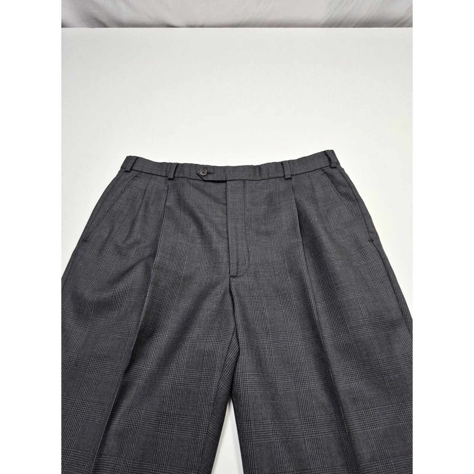 Brooks Brothers VINTAGE Brooks Brothers 346 Dress Pants Mens 36x33 Gray Wool Cashmere Pleated Cuffed Size US 36 / EU 52 - 2 Thumbnail