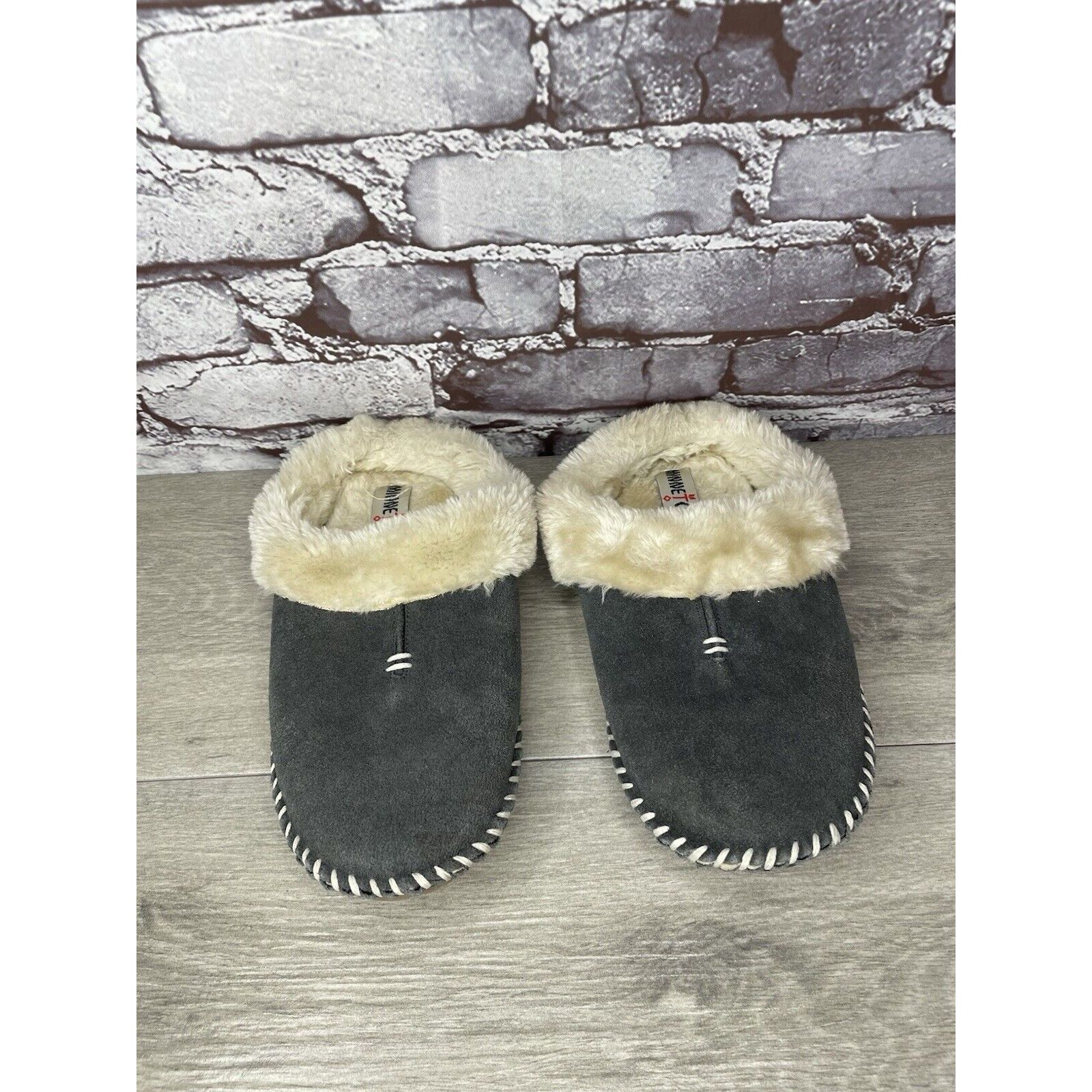 Minnetonka Minnetonka 40914 Gray Suede Leather Fur Slip On Slippers Wom Size US 7 / IT 37 - 10 Thumbnail