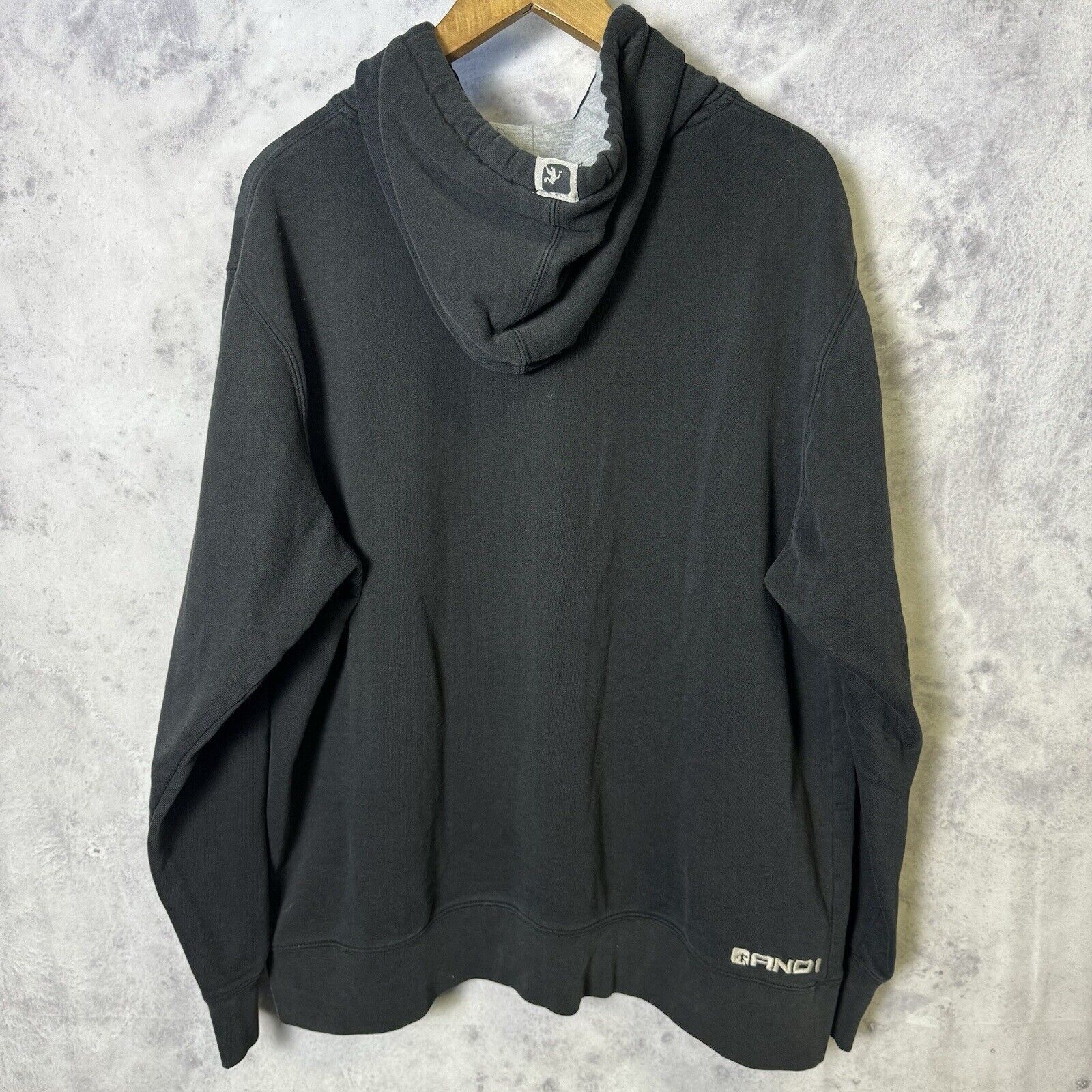 Vintage And1 Sweatshirt Hoodie Mens 2XL Black Basketball Vintage Size US XXL / EU 58 / 5 - 2 Thumbnail