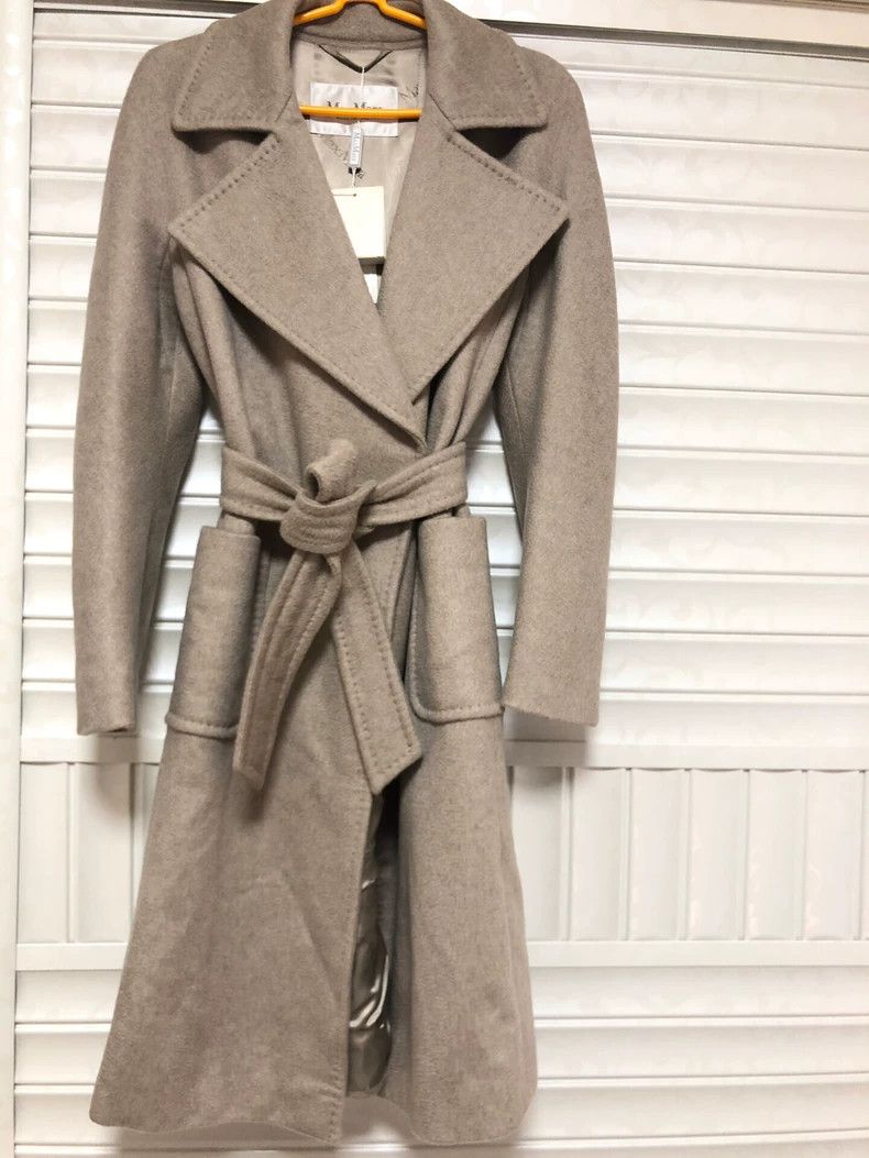 Max Mara Max Mara Lace up bathrobe 100% cashmere Size L / US 10 / IT 46 - 1 Thumbnail