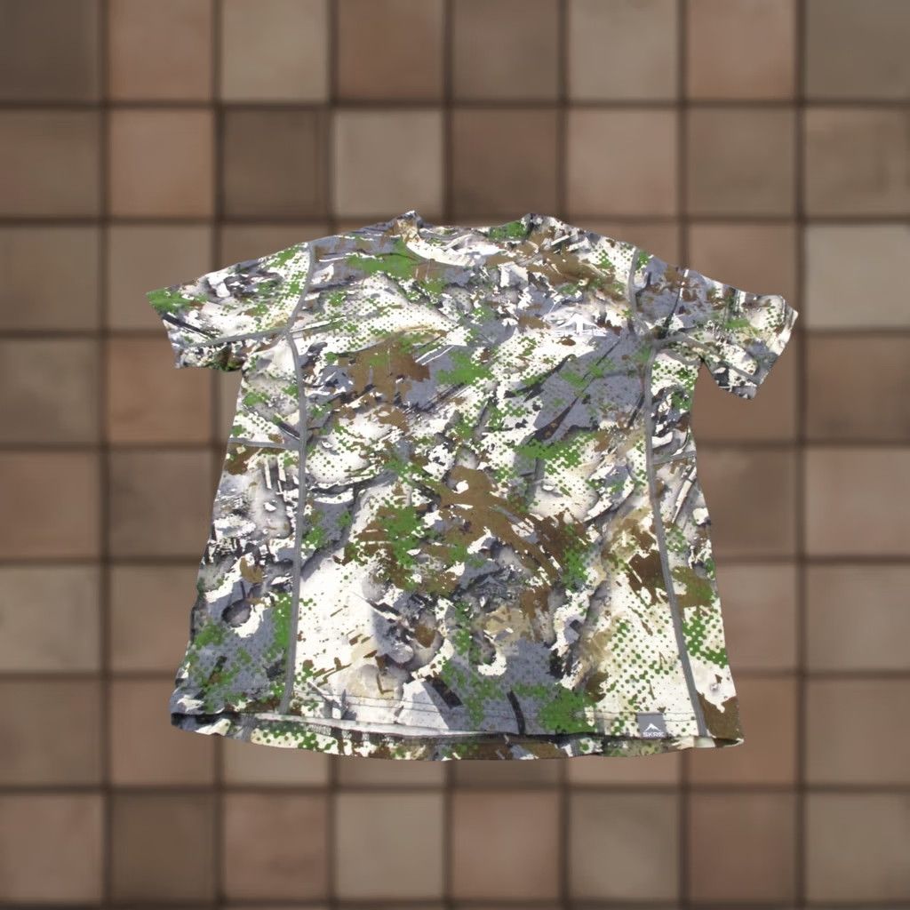 Layer 8 SKRE Shirt Mens M Camo Merino Wool Base Layer Hiking Outdoors Active Short Sleeve Crew Neck T-Shirt Nylon Wool Knit Logo Multicolor Camouflage 90s? Size US M / EU 48-50 / 2 - 1 Thumbnail