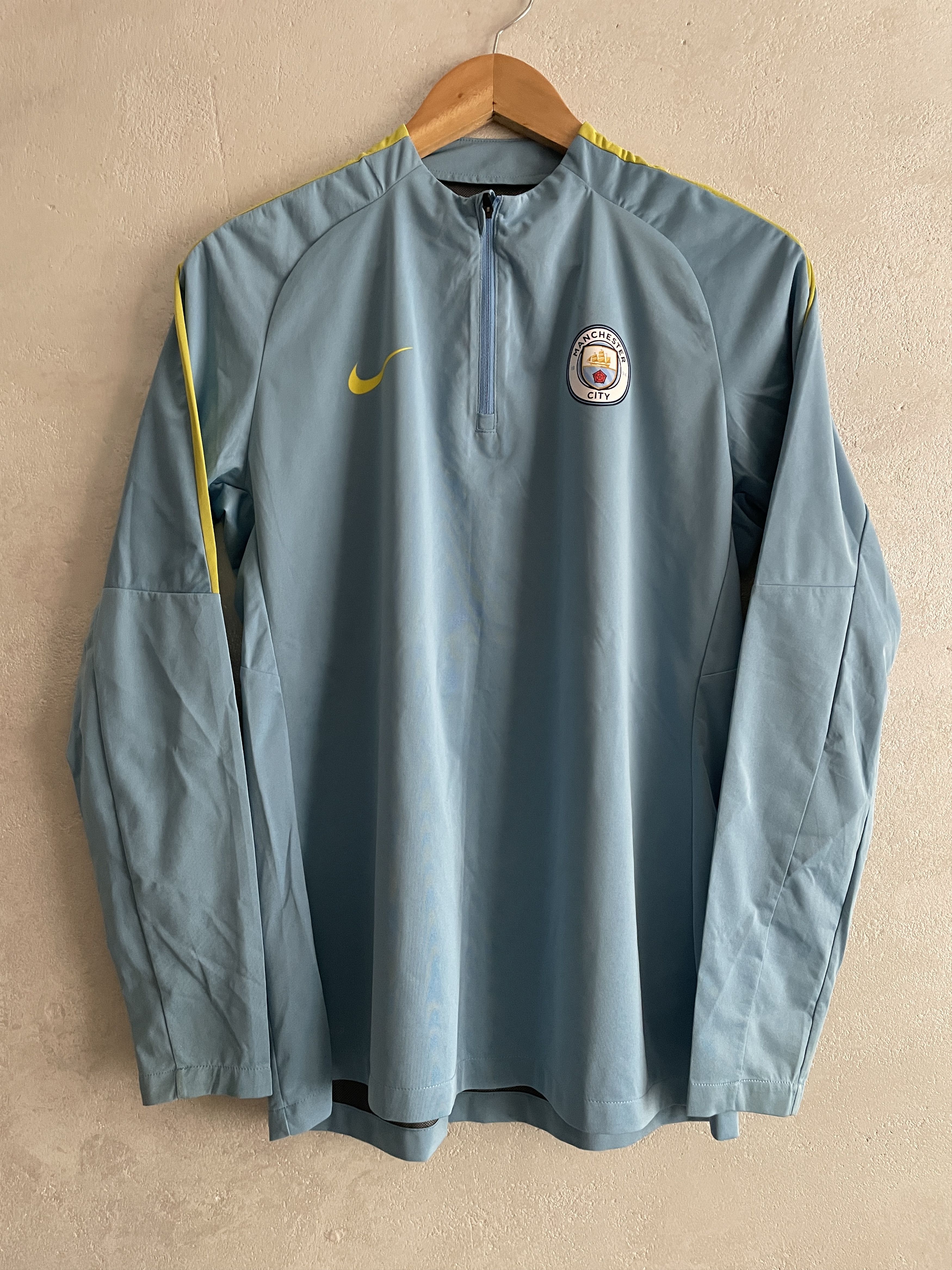 Nike Manchester City Nike Shield Training Top 1/4 Jacket Jersey Size M / US 6-8 / IT 42-44 - 1 Thumbnail