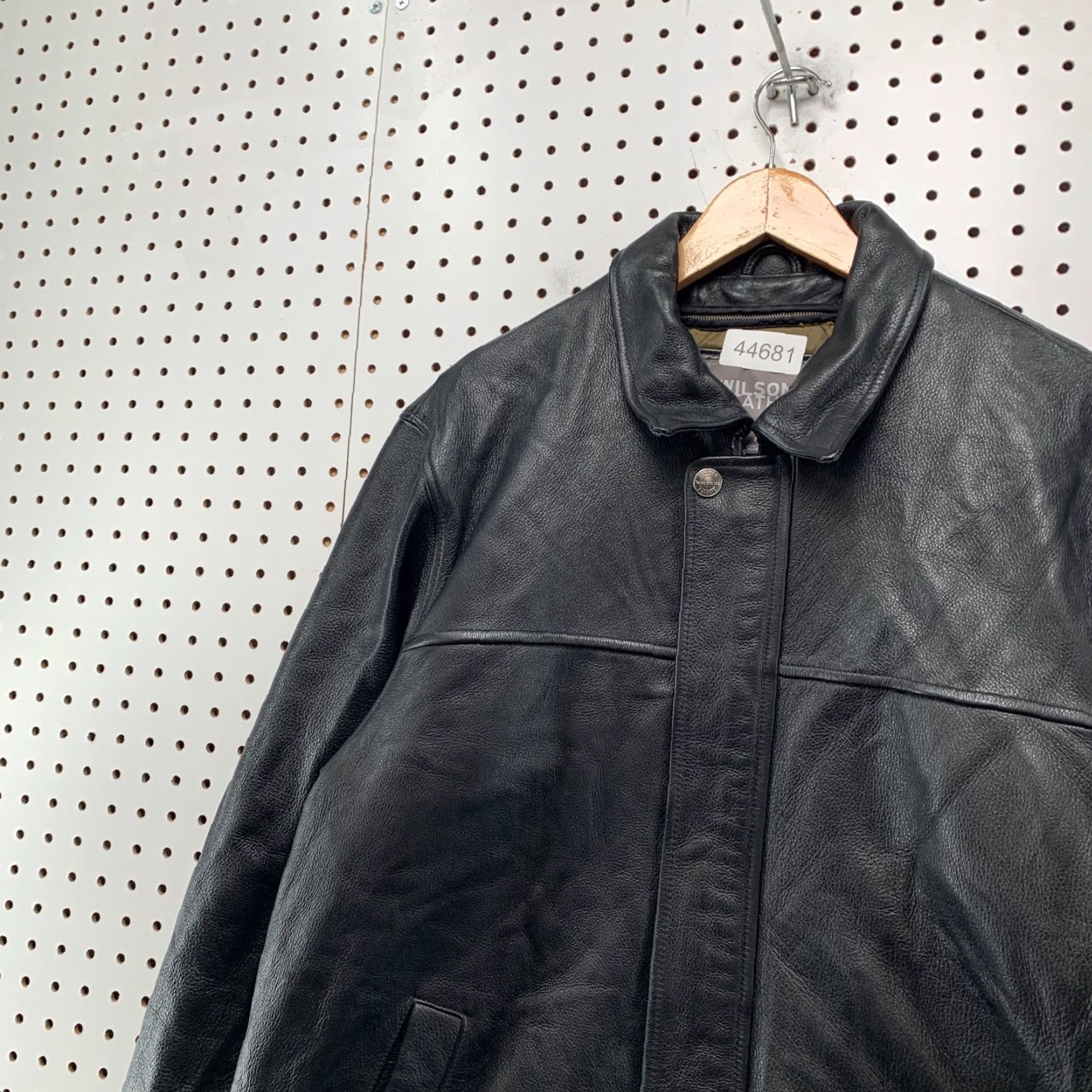 Vintage VINTAGE Wilsons Leather Bomber Jacket Mens M Black Insulated Removable Liner Y2K Size US M / EU 48-50 / 2 - 4 Thumbnail