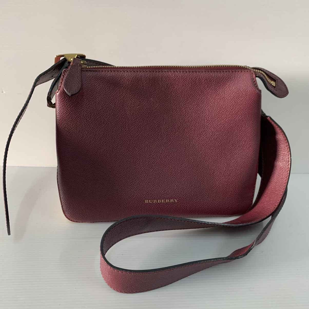 Burberry Burberry Leather Slingbag Size ONE SIZE - 3 Thumbnail