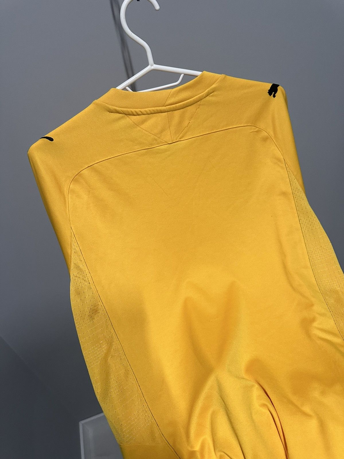 Puma Vintage Y2K Puma A.E.K Soccer jersey Block Core 2000s Size US M / EU 48-50 / 2 - 13 Thumbnail