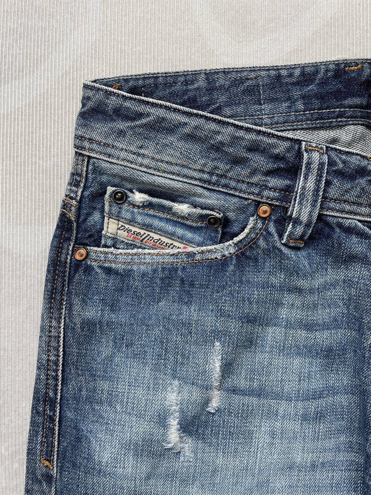 Diesel Diesel Viker Jeans (LG107) Size US 29 - 4 Thumbnail