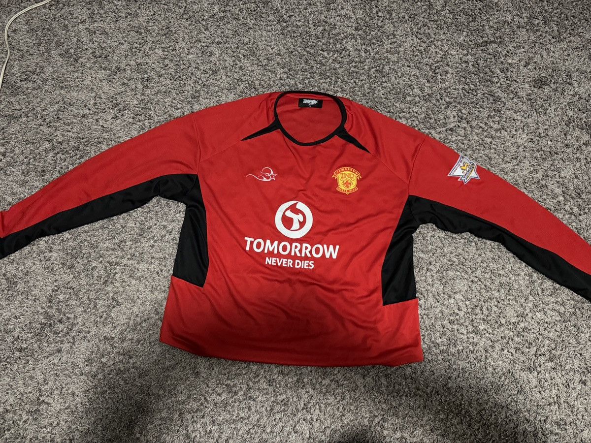 Other Tomorrow Never Dies Jersey Red Size US M / EU 48-50 / 2 - 1 Thumbnail