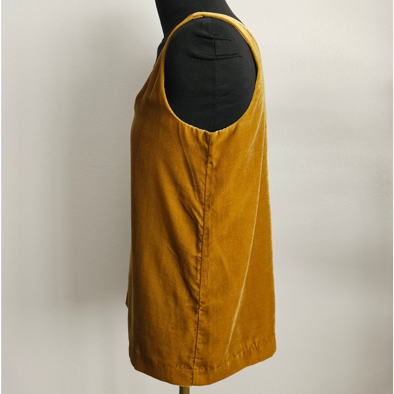 J.Crew J. Crew Antique Gold Velvet Cami Camisole Tank Top 2 Tall Size XS / US 0-2 / IT 36-38 - 4 Thumbnail