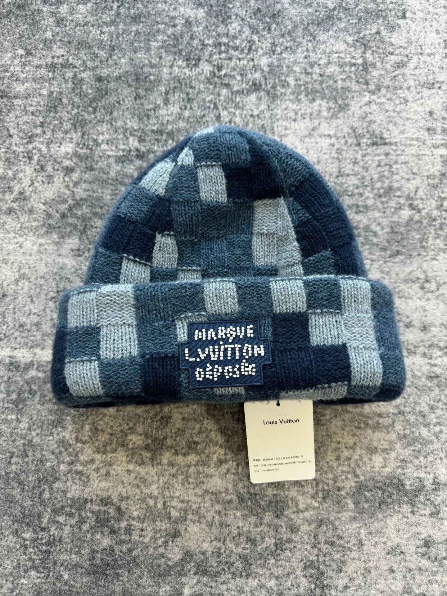 Louis Vuitton louis vuitton blue check wool beanie. Size ONE SIZE - 2 Thumbnail