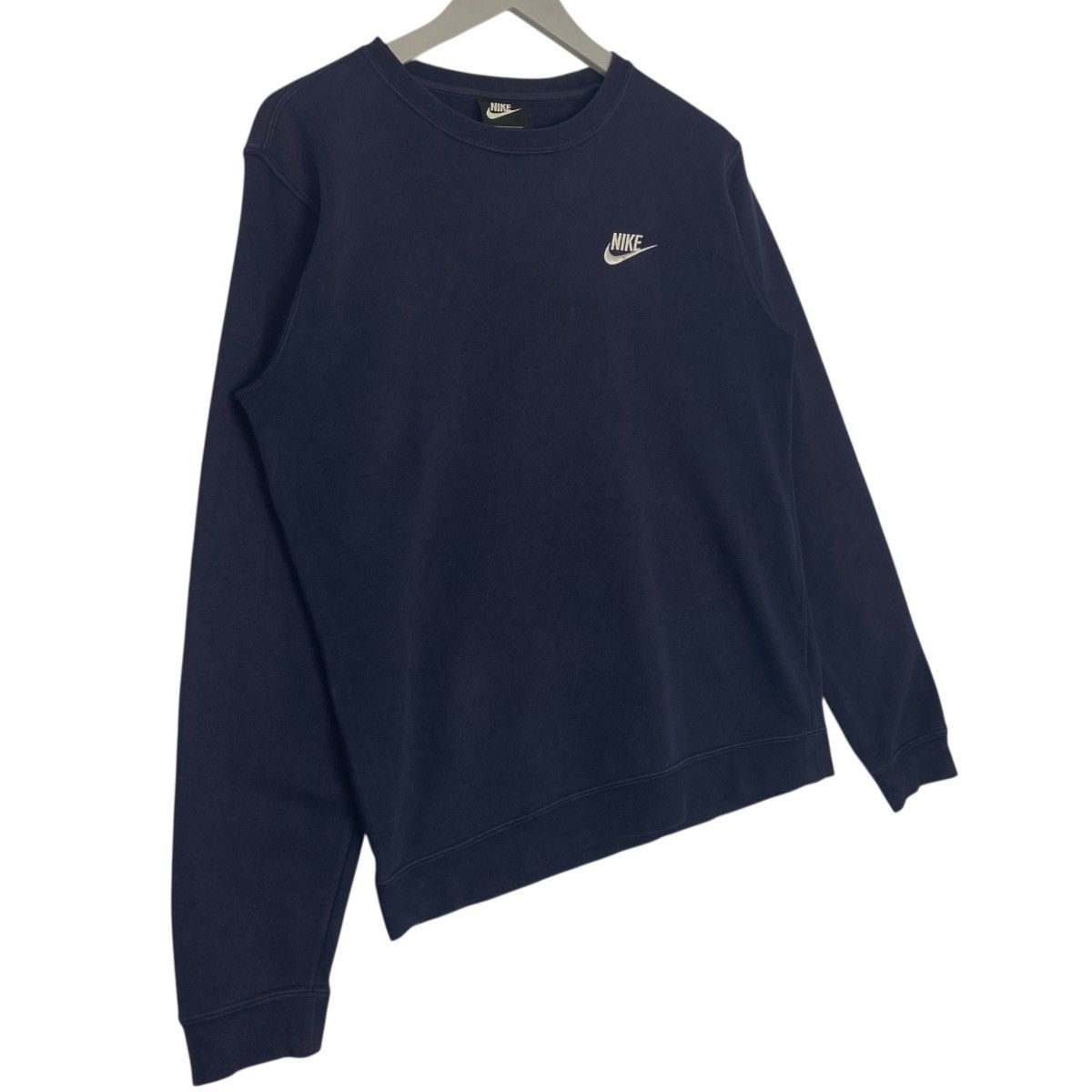 Vintage Vintage Nike Sweatshirt Small Logo Embroidery NavyBlue Size US S / EU 44-46 / 1 - 3 Thumbnail