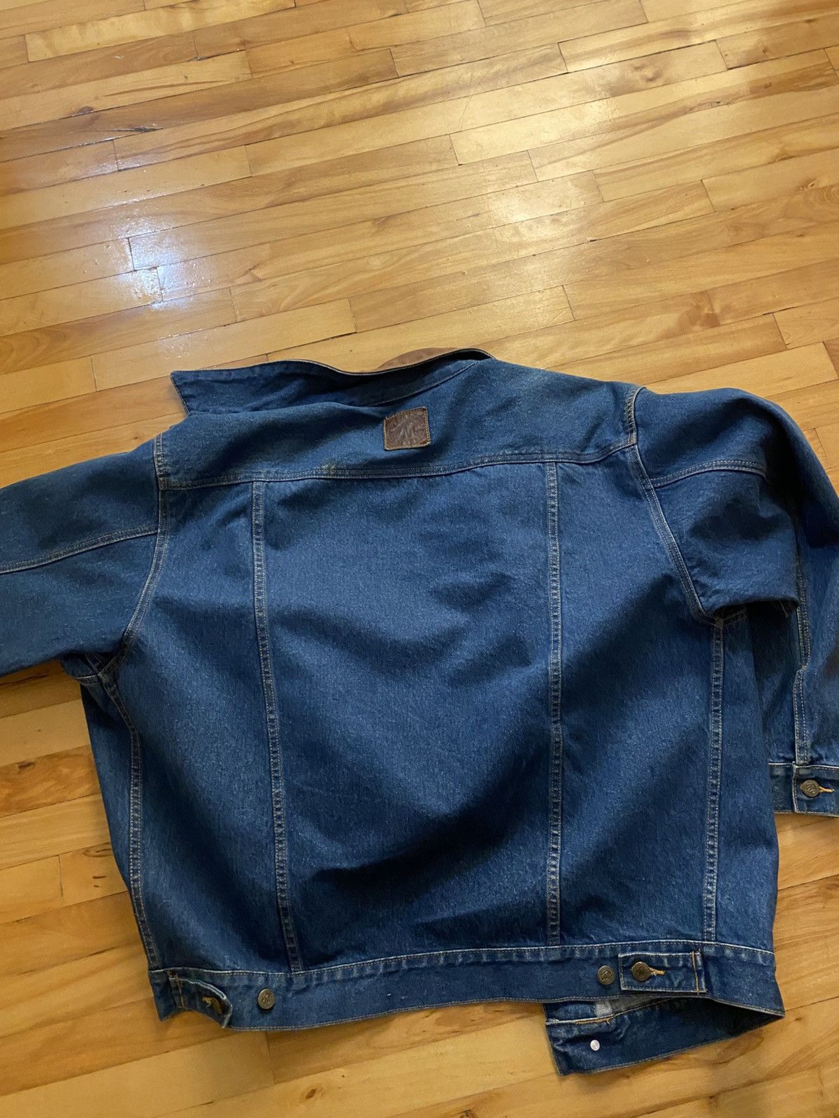 Vintage Marlboro jean jacket
