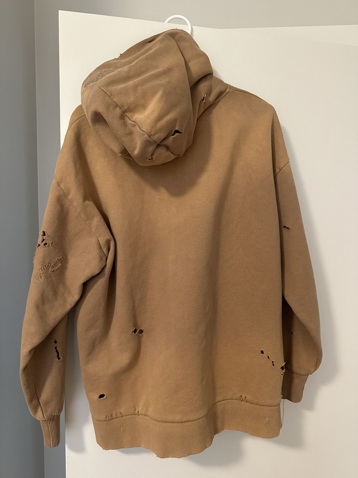 Acne Studios Acne Studios Beige Distressed Hoodie Size S / US 4 / IT 40 - 7 Thumbnail