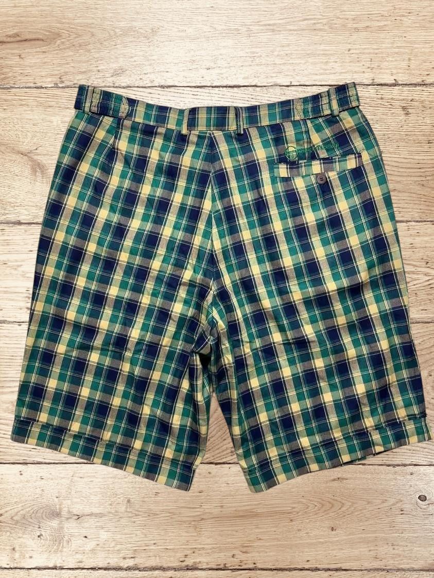 Sergio Tacchini Sergio Tacchini vintage shorts Size US 38 / EU 54 - 1 Thumbnail