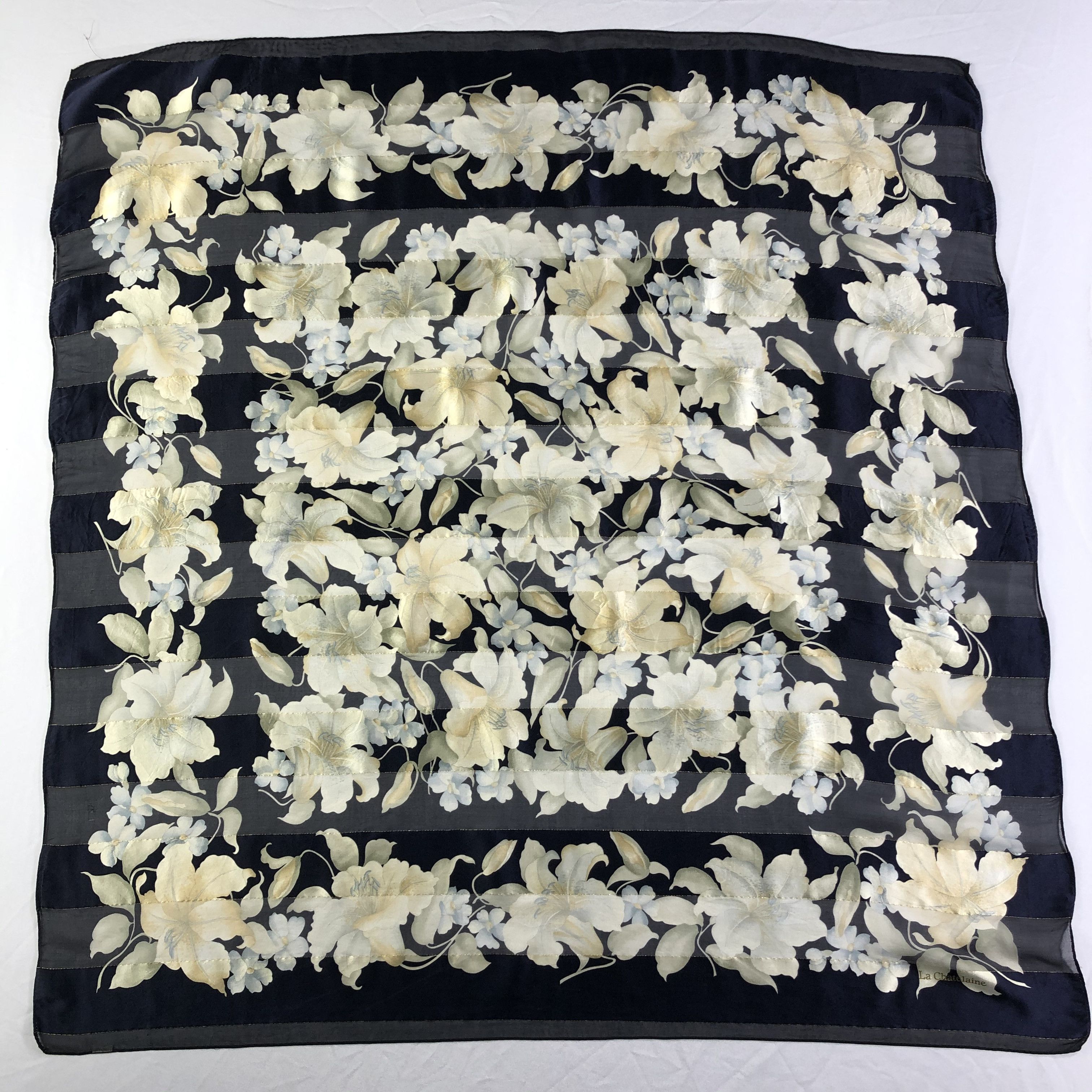 Vintage Vintage La Chantelaine Silk Scarf Size ONE SIZE - 2 Thumbnail