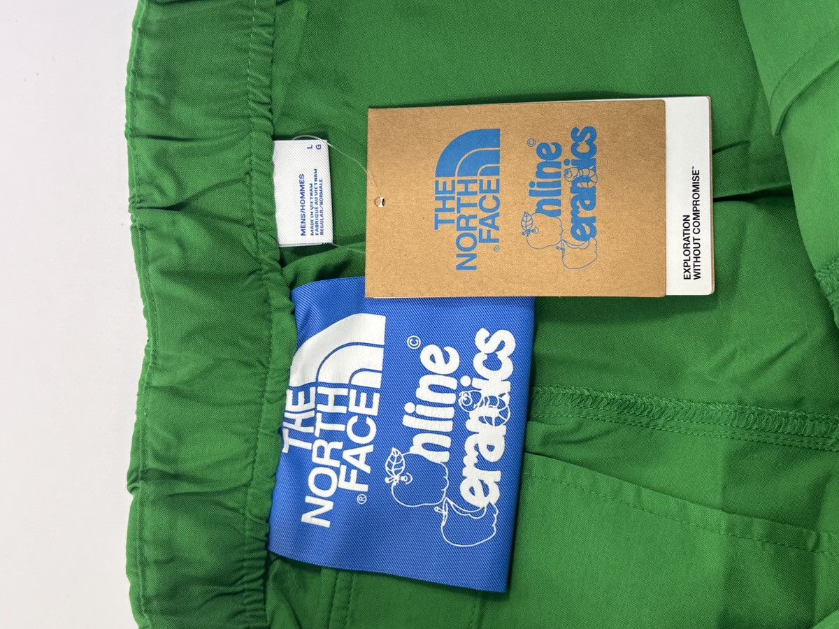 Online Ceramics × The North Face CARGO SHORTS Size US 34 / EU 50 - 6 Thumbnail