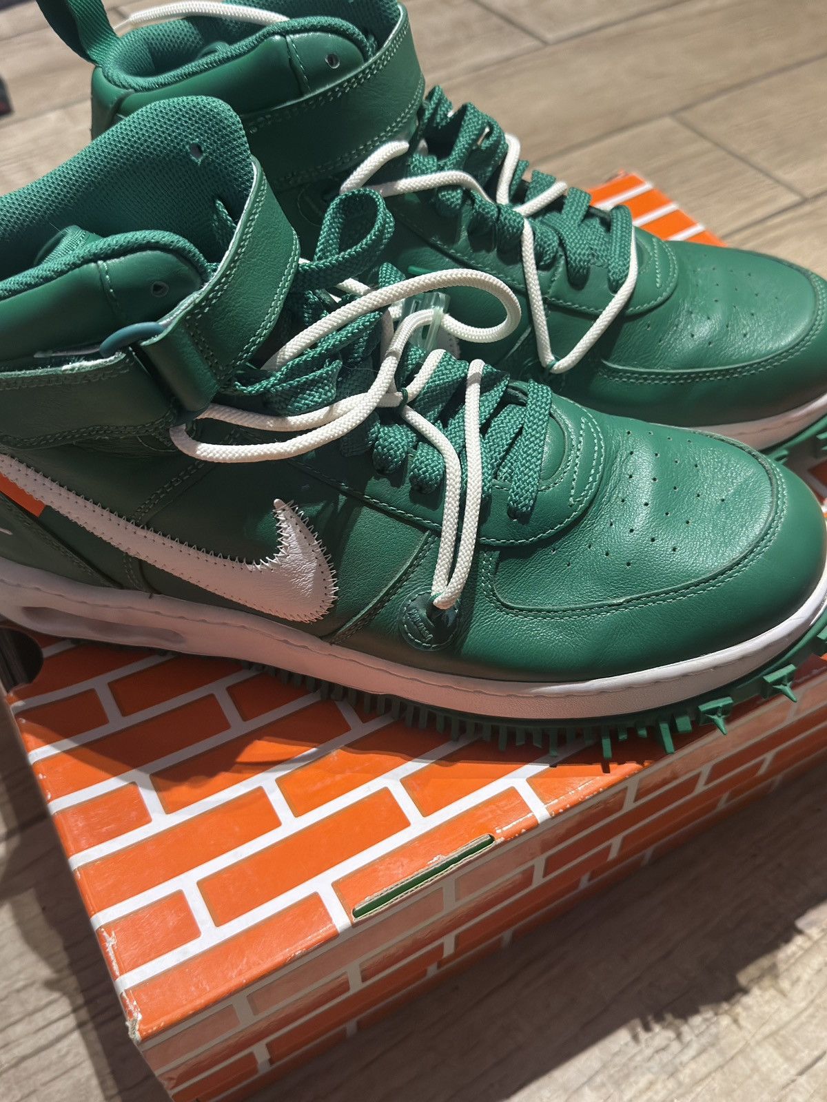 Nike × Off-White Nike Air Force 1 Mid (Off-White Pine Green) Size US 12 / EU 45 - 2 Thumbnail