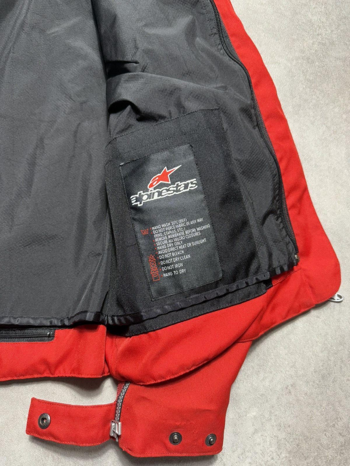 Alpinestars × Indian Motorcycle × Vintage Alpinestars Red Jacket Racing Cropped Boxy Fit Vintage Size L / US 10 / IT 46 - 12 Thumbnail