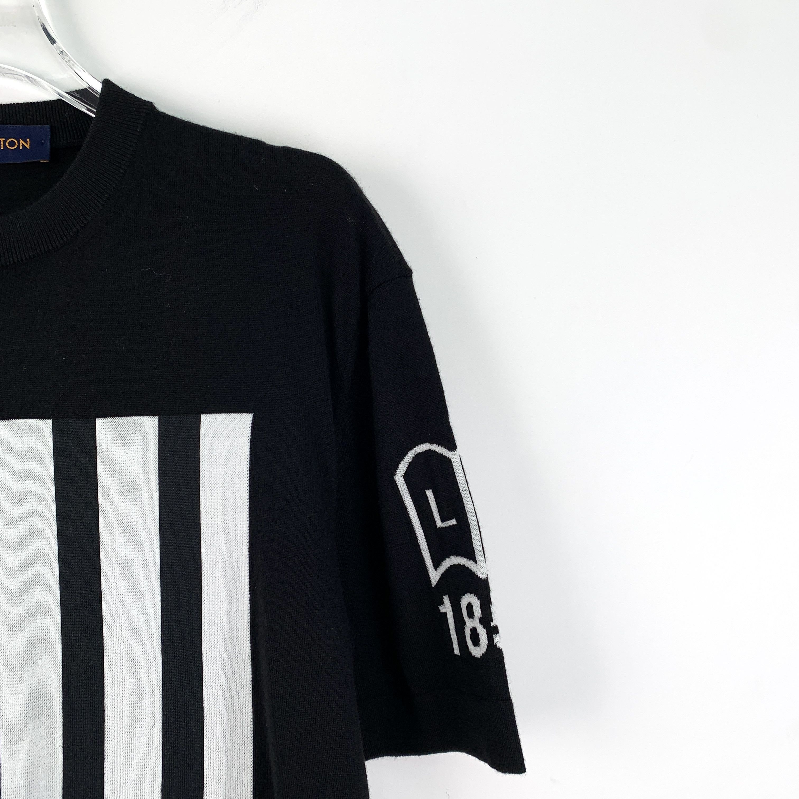 Louis Vuitton Louis Vuitton Barcode Earth Wool T-Shirt – Black (Size XS) Size US XS / EU 42 / 0 - 7 Thumbnail