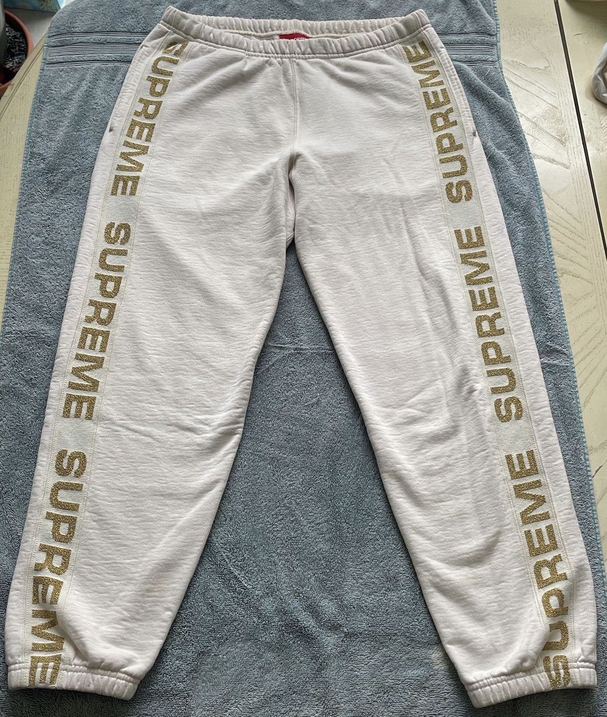 Supreme Supreme Metallic Rib Sweatpants Natural Size Small | Grailed 