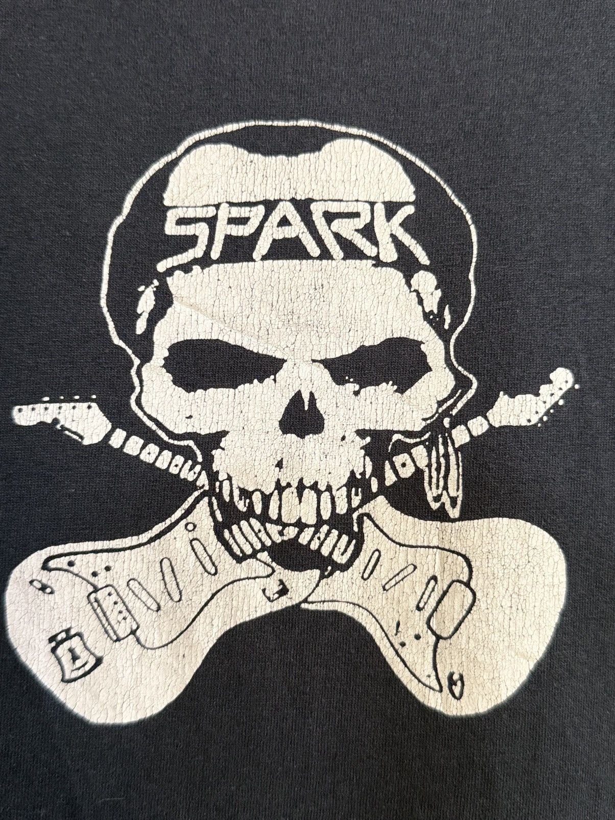 Girl Skateboards × Vintage Thrashed Vintage Spark Skateboard Skulls Sun Faded Tee Size US M / EU 48-50 / 2 - 3 Thumbnail