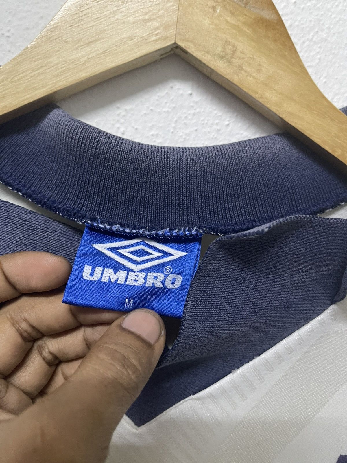 Umbro VINTAGE 93/95 TOTTENHAM HOTSPUR FC HOME JERSEY Size US M / EU 48-50 / 2 - 12 Thumbnail