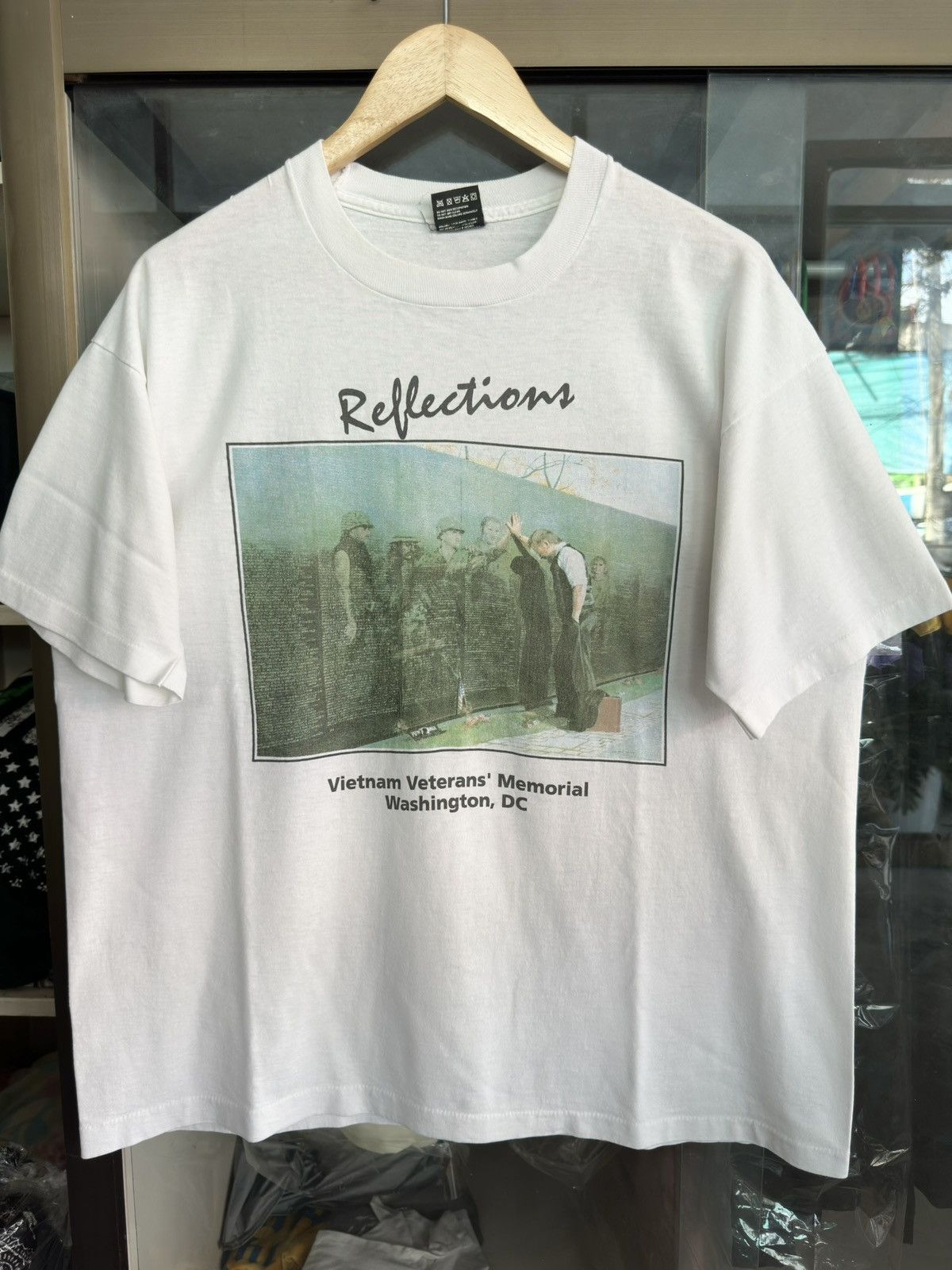 Arts & Science Reflections Vietnam Veterans Memorial Washington DC Vintage Size US XL / EU 56 / 4 - 1 Thumbnail