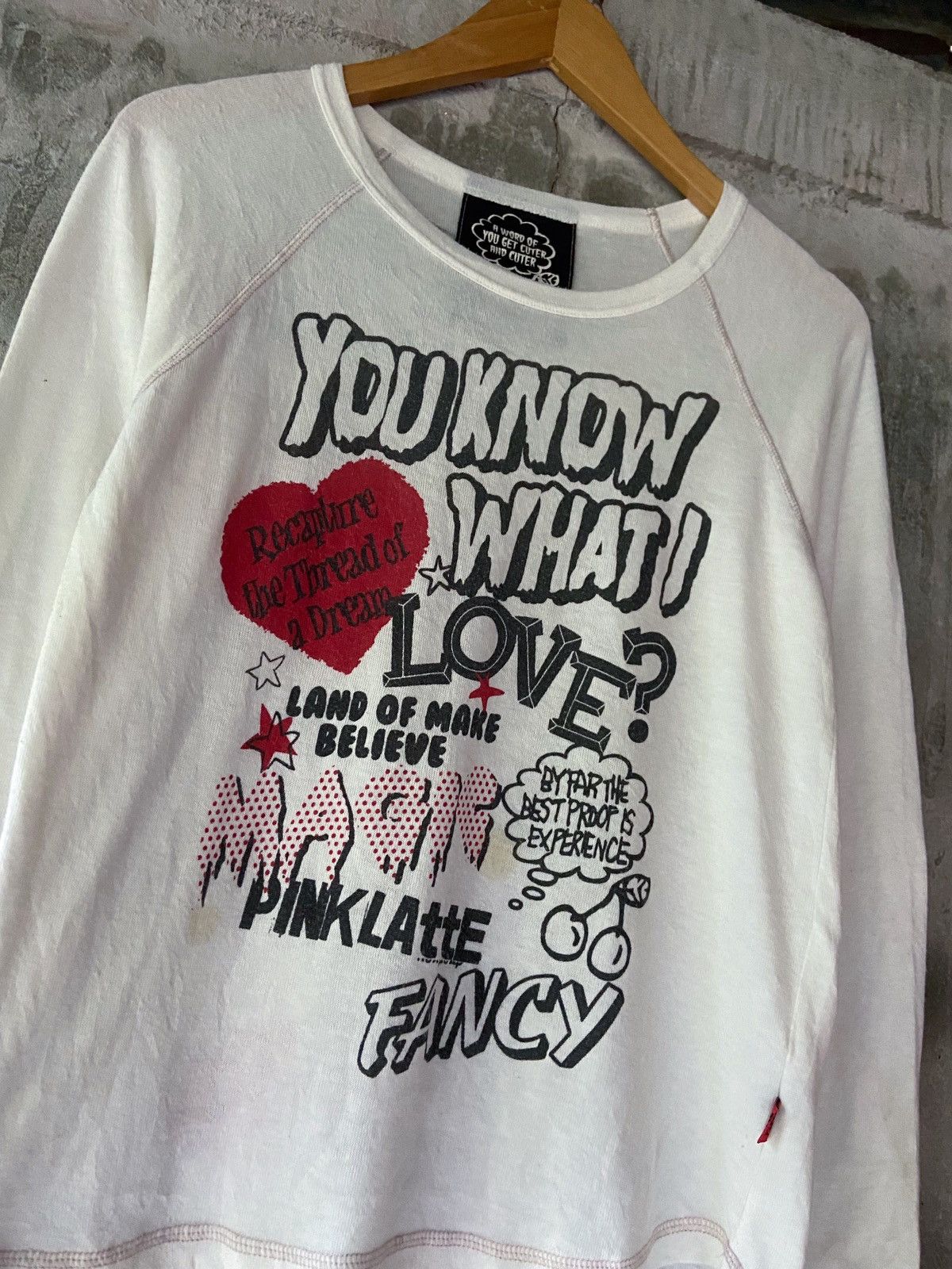 Hysteric Glamour YOU KNOW WHAT I LOVE? LAND OF MAKE BELIEVE LONG SLEEVE Size US S / EU 44-46 / 1 - 5 Thumbnail