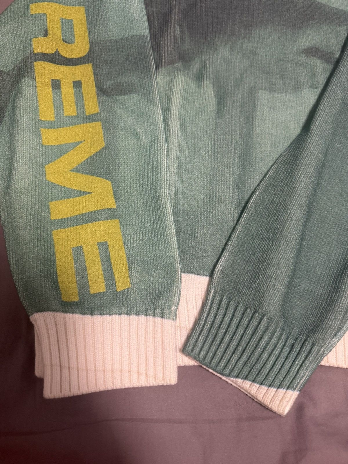 Supreme Supreme damien hirst sweater Size US XL / EU 56 / 4 - 3 Thumbnail