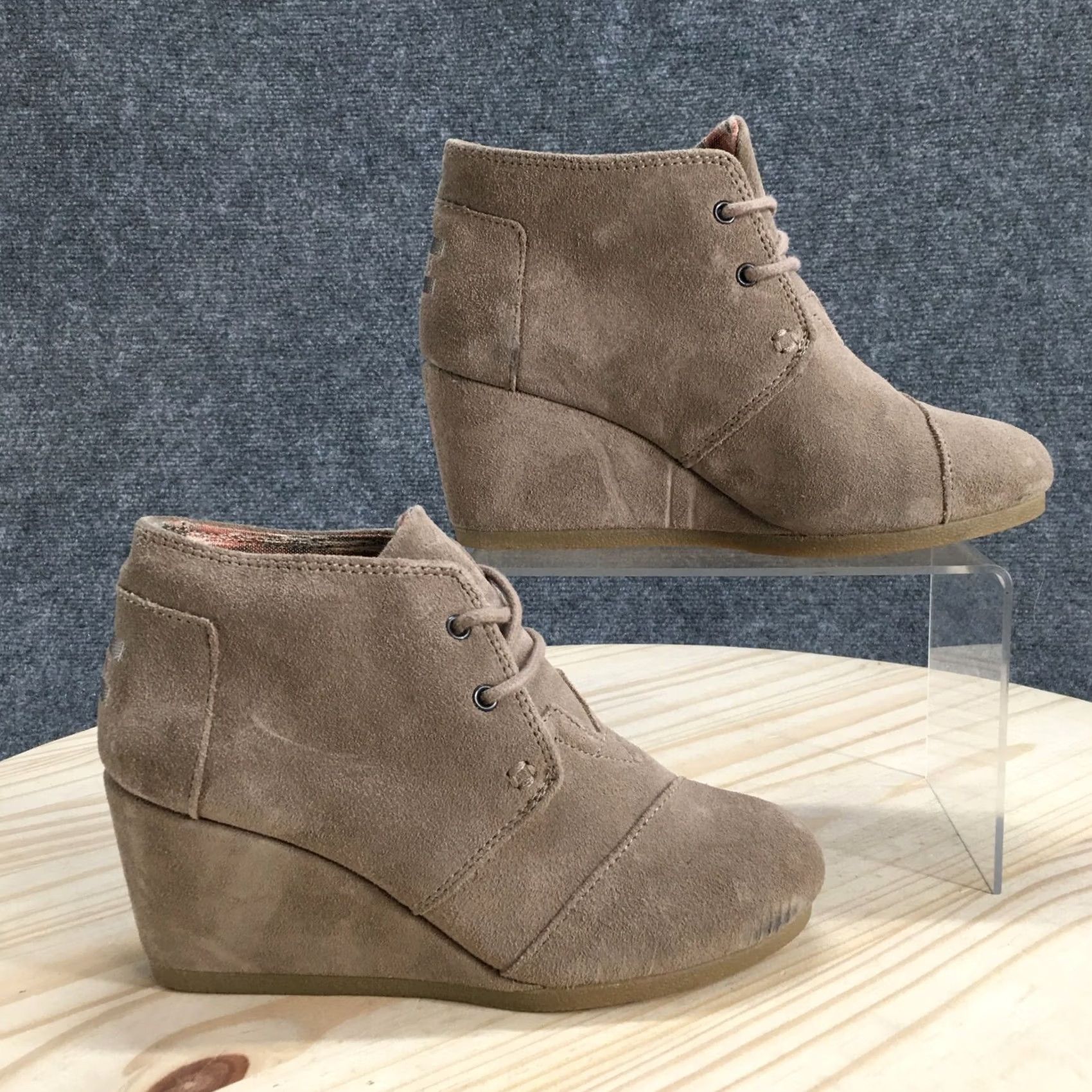 Toms TOMS Boots Womens 5 Desert Ankle Bootie Beige Suede Leather Wedge Heel Lace Up Boots Desert 5 Beige Womens Size US 5 / IT 35 - 2 Thumbnail
