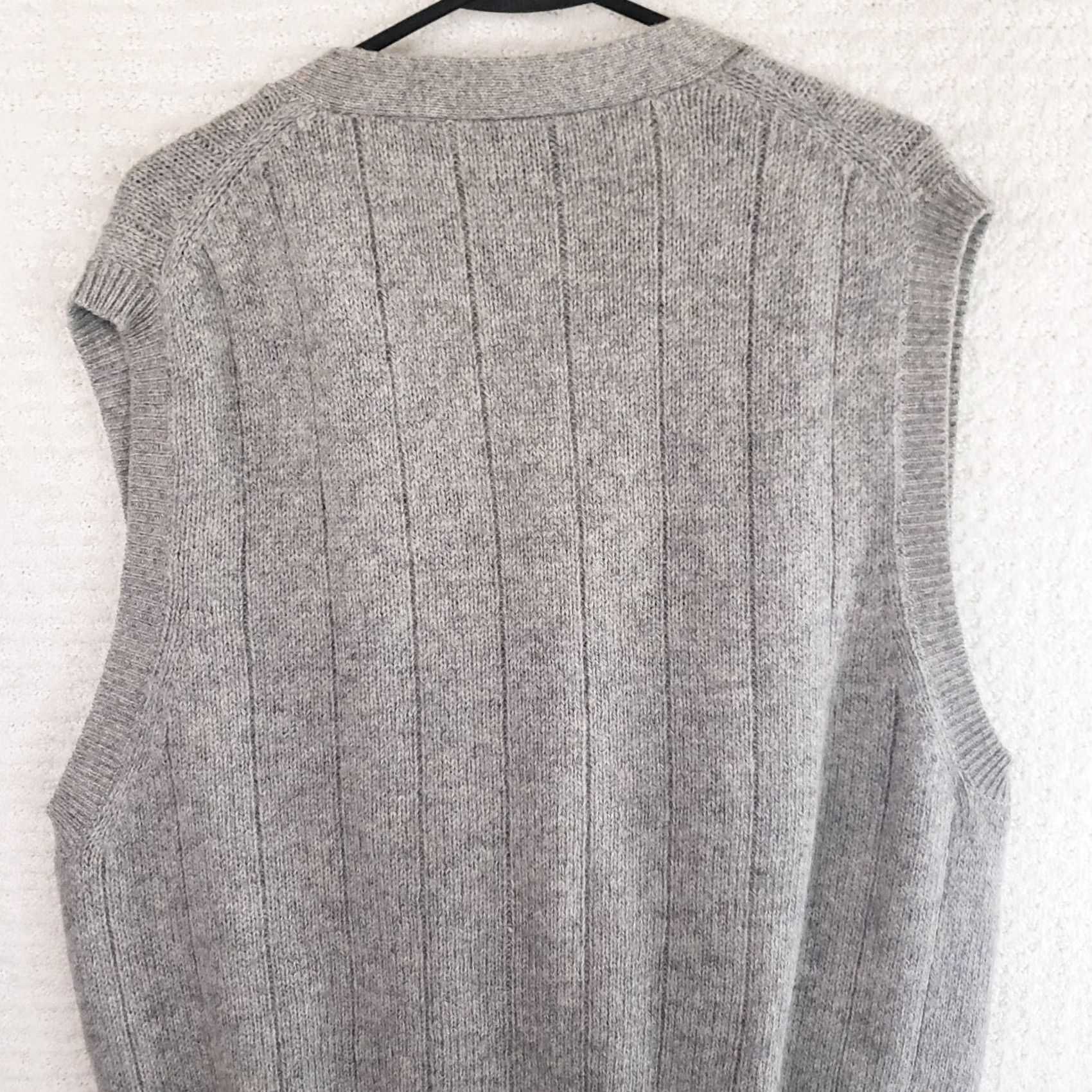 Jantzen VINTAGE Jantzen Sport Sweater Vest Gray Wool Knit Button Up Size XL USA Made Men Size US XL / EU 56 / 4 - 7 Thumbnail