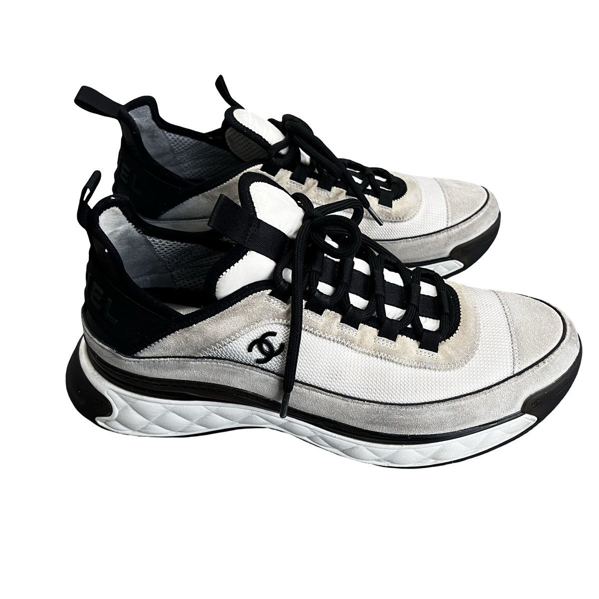 Chanel CHANEL Logo Matelasse Coco Mark Sneakers mesh Suede White Size US 9 / EU 42 - 4 Thumbnail