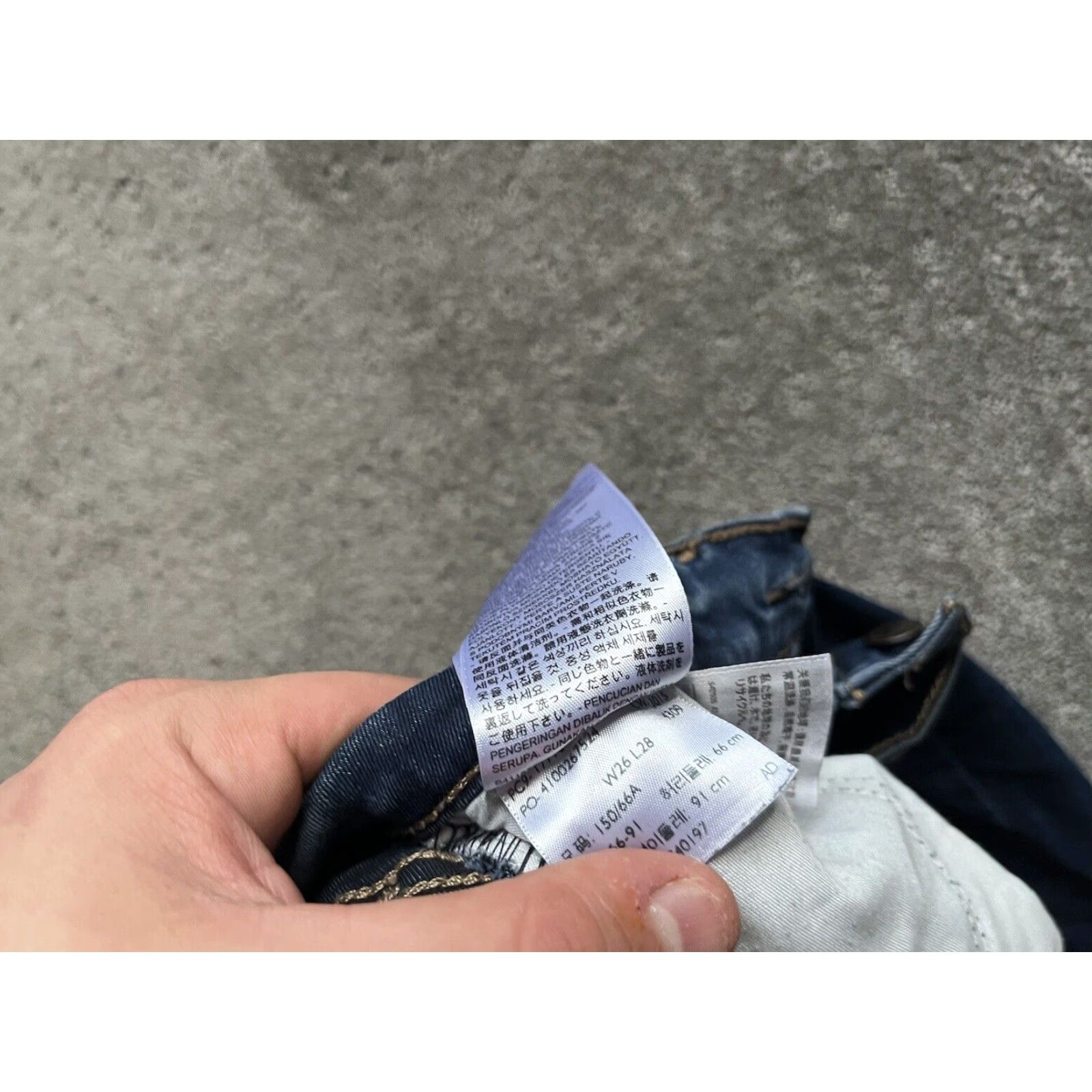 Levi's VINTAGE? (no) Levis 710 Levi'S 710 Slim Jeans Womens 26x29 Blue Denim Wash Stretch 26 Inseam 28 Zip Button Logo Zipper Cotton Denim Size 26" / US 2 / IT 38 - 5 Thumbnail