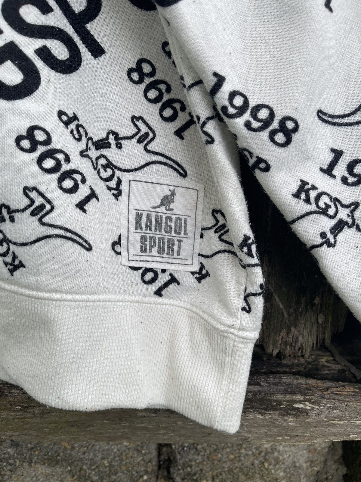 Designer Kangol Sport All-Over Logo Crewneck — White/Black (L) Size US L / EU 52-54 / 3 - 7 Thumbnail