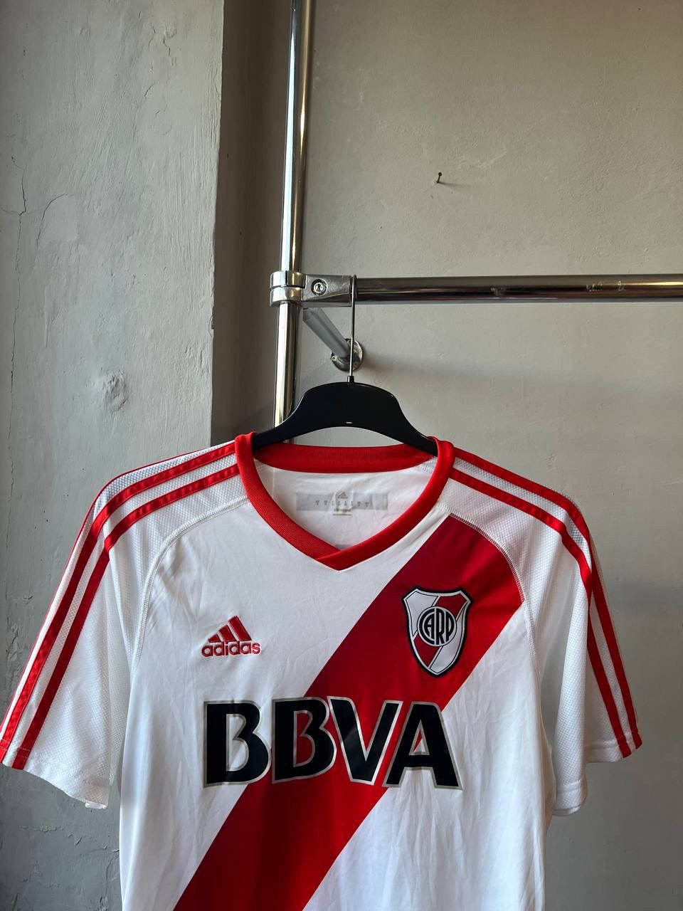 Adidas 2016/17 RIVER PLATE HOME SOCCER JERSEY FOOTBALL SHIRT SIZE M Size US M / EU 48-50 / 2 - 3 Thumbnail