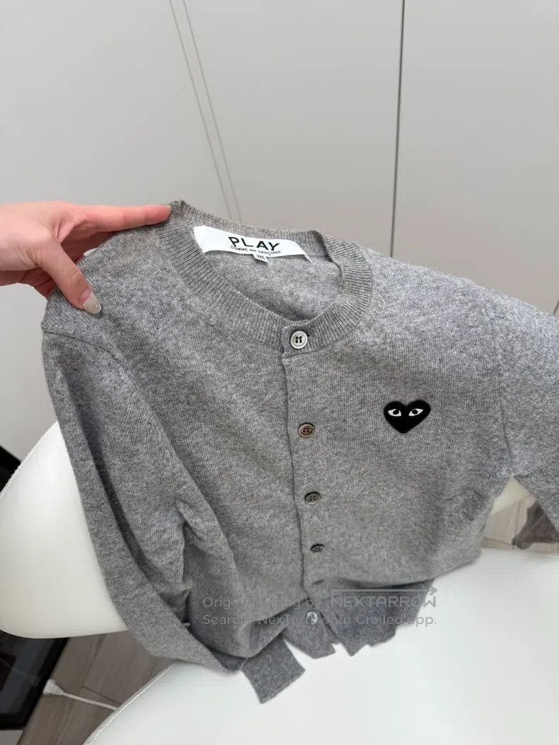 Comme des Garcons Comme Des Garcons Grey Black Heart Cardigan Size XXS / US 00 / IT 34 - 3 Thumbnail