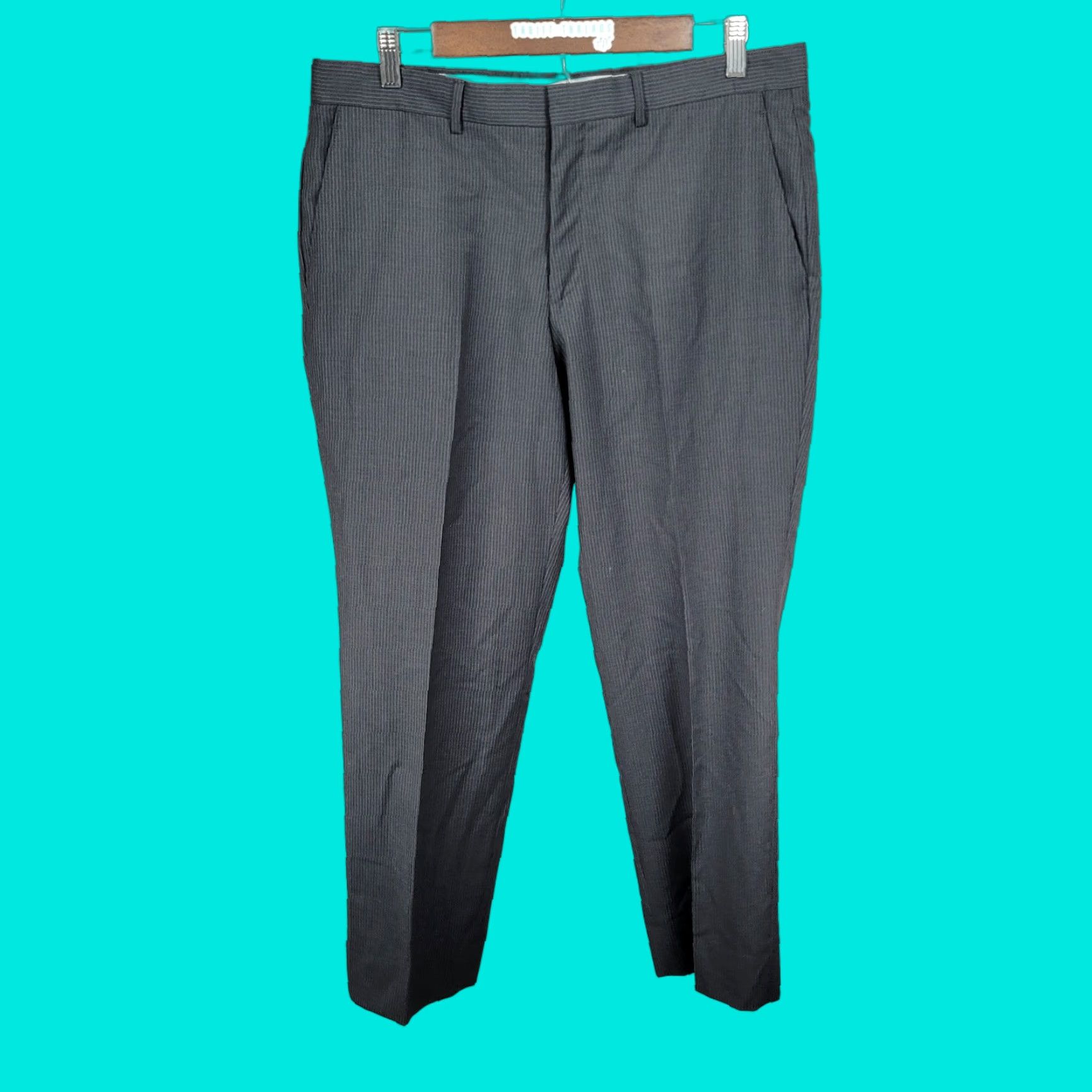 Jos. A. Bank VINTAGE Jos A Bank Charcoal 100% Wool Pinstriped Flat Front Dress Pants 34x28.5 Size US 34 / EU 50 - 1 Thumbnail