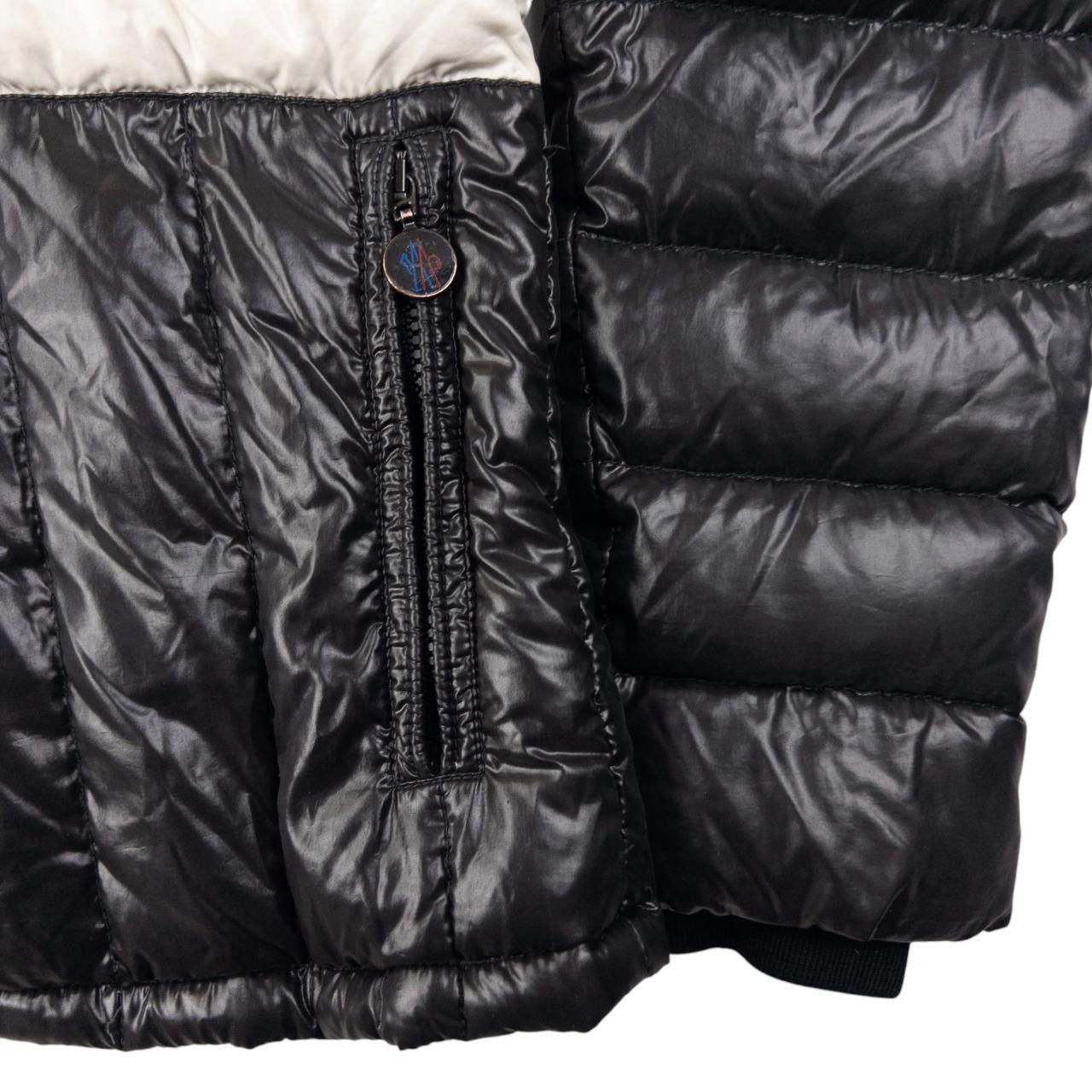 Moncler Vintage Moncler Cropped Puffer Jacket Womens Size S Size XS / US 0-2 / IT 36-38 - 6 Thumbnail