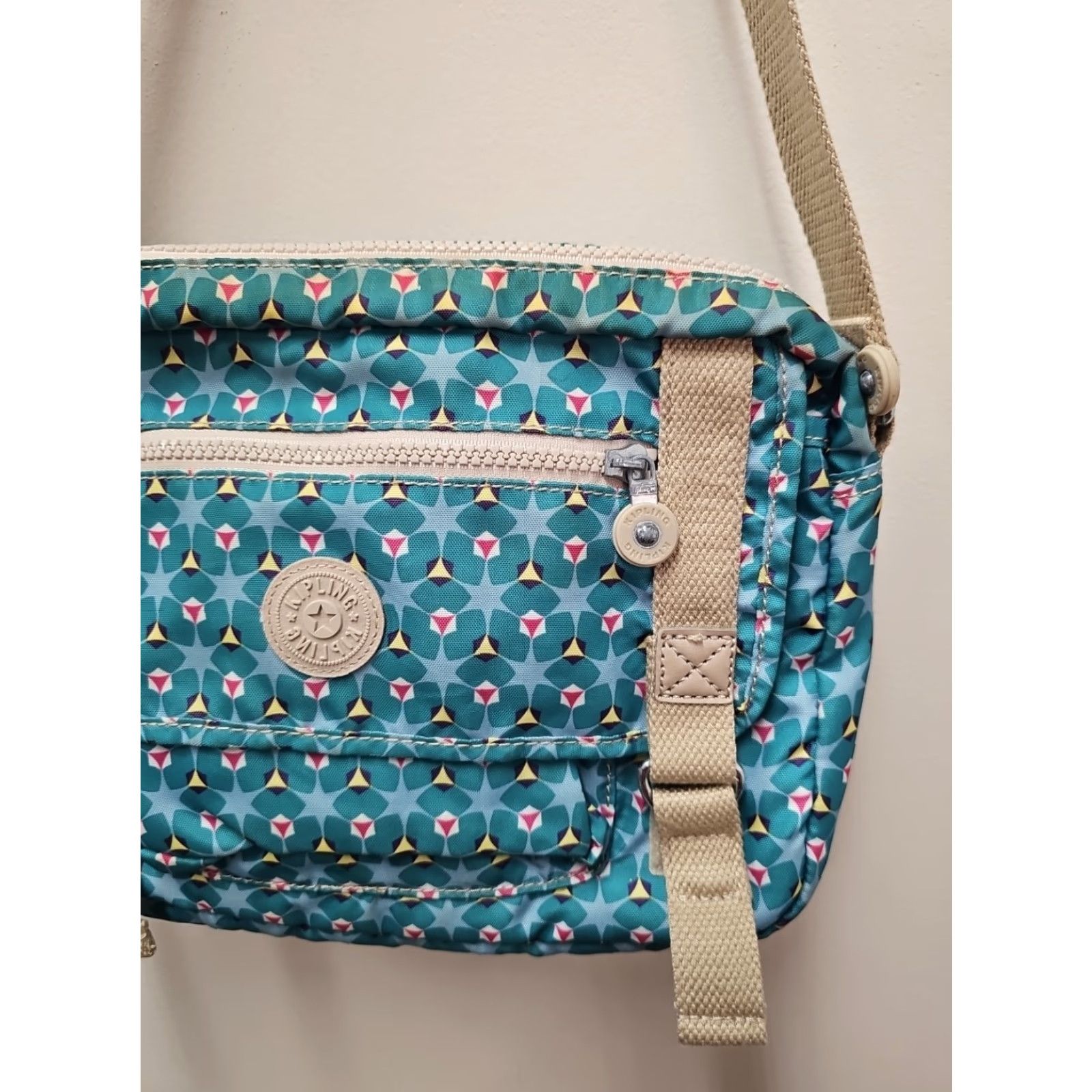 Vintage Kipling CrossBody Shoulder Bag Size ONE SIZE - 2 Thumbnail