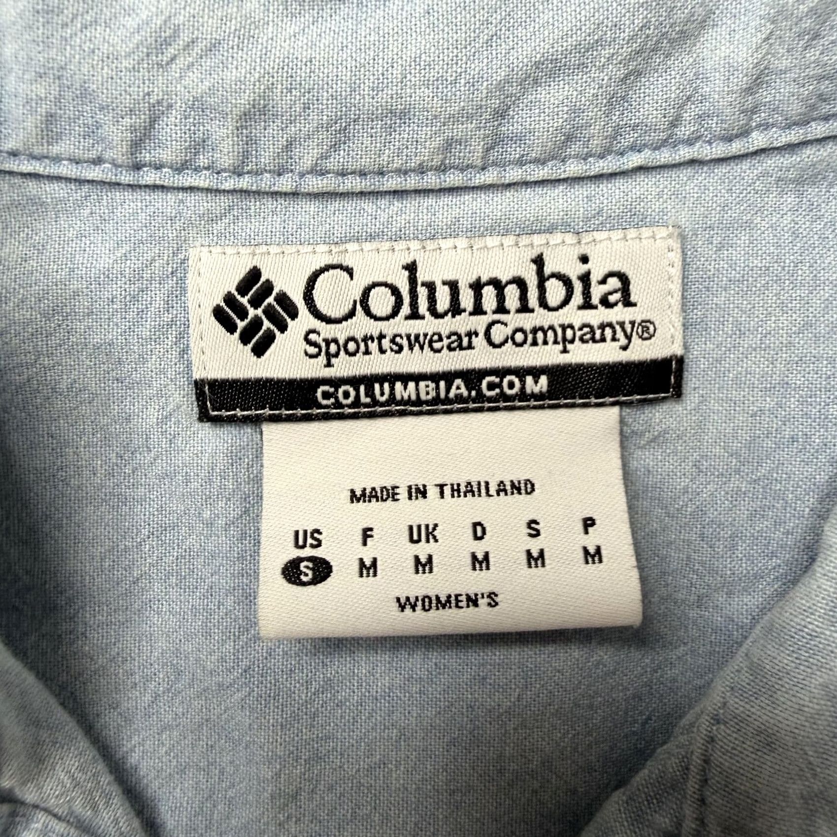 Vintage Columbia Button Up Shirt Womens Small Blue Chambray 3/4 Sleeve Cotton Top - Vintage Size S / US 4 / IT 40 - 2 Thumbnail
