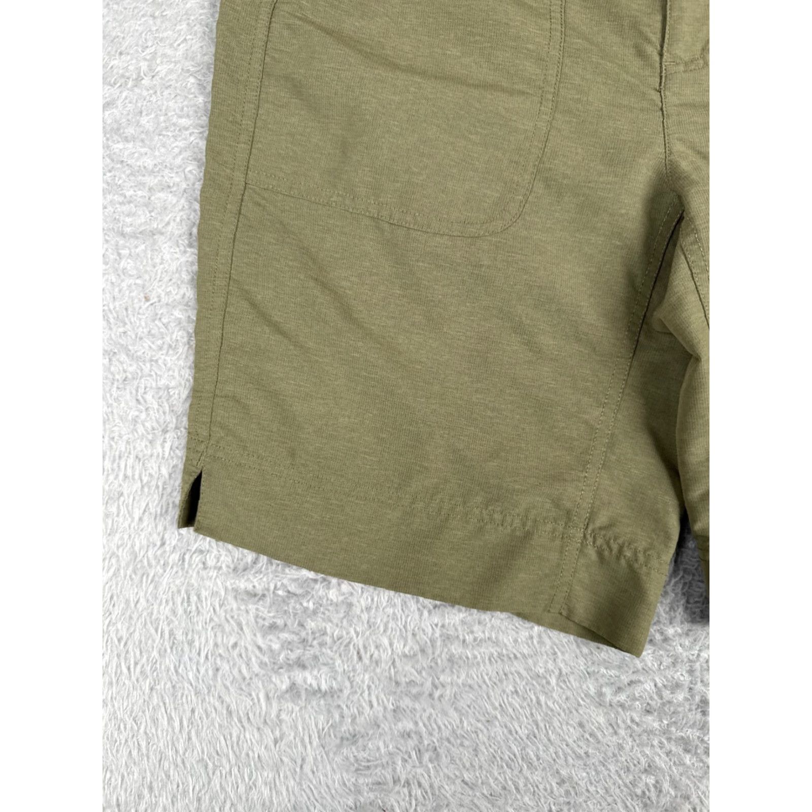 The North Face The North Face Womens Cargo Shorts Nylon Green 6 Regular 30 Inseam 10in Pockets Hiking Outdoor Size 28" / US 6 / IT 42 - 3 Thumbnail