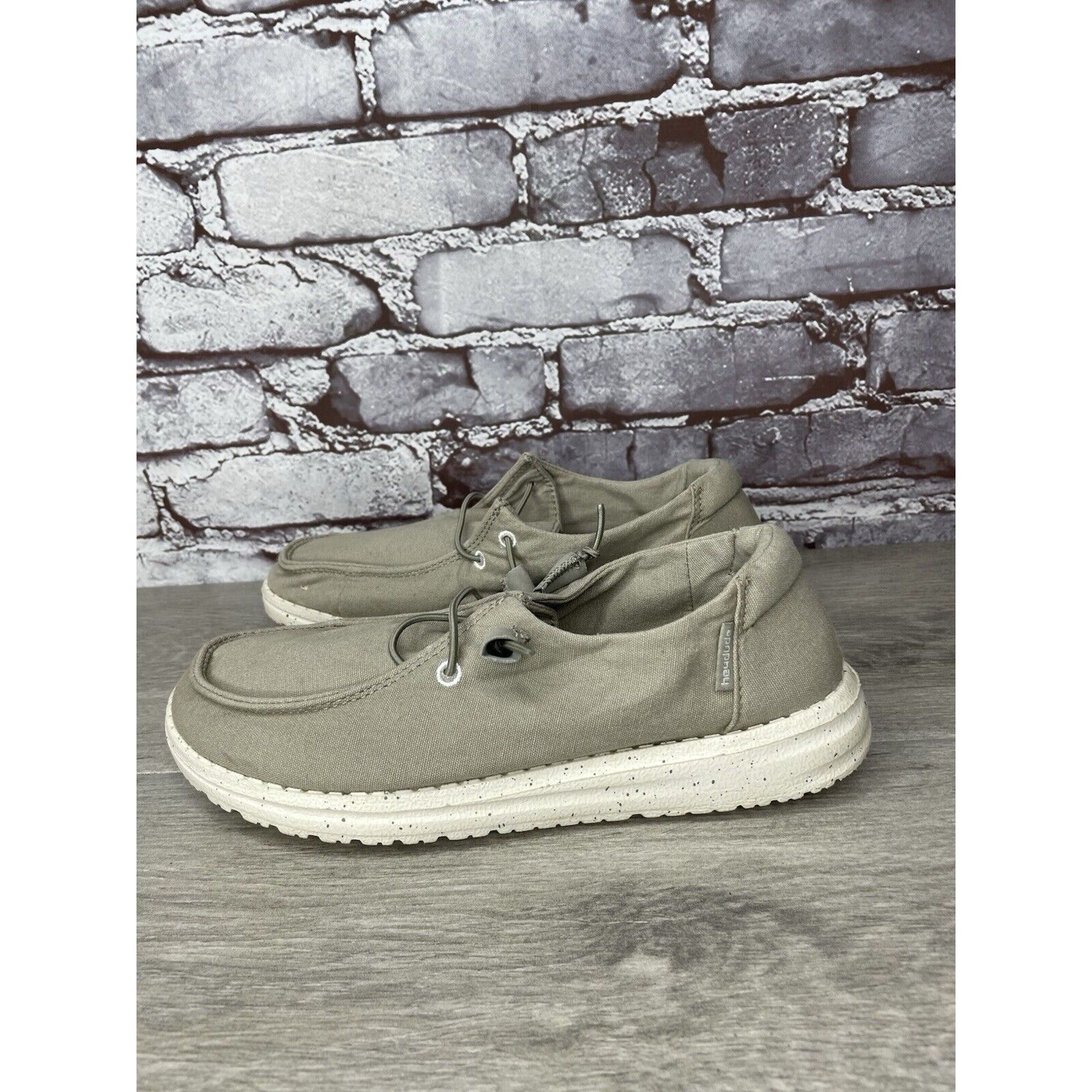 Other Hey Dude Wendy Grey Canvas Fabric Lace Lightweight Sneakers Size US 7 / IT 37 - 1 Thumbnail